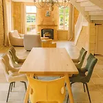 La Maison Du Rocher ベッド・アンド・ブレックファスト 3*