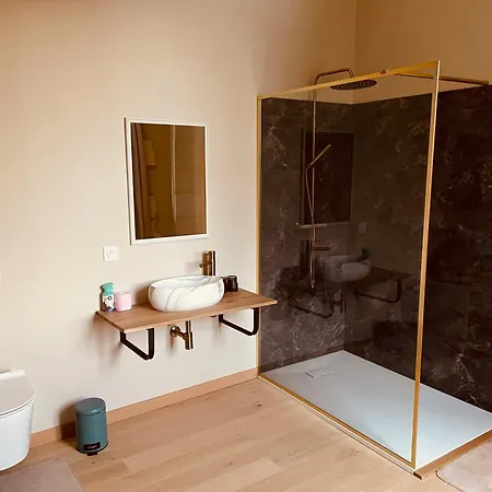 La Maison Du Rocher 3* Bayac